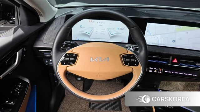 Kia EV6 2023 Жемчужный цвет из Кореи, фото 4