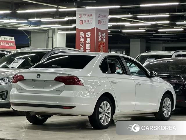 Volkswagen Bora 2021 Белый из Китая, фото 4