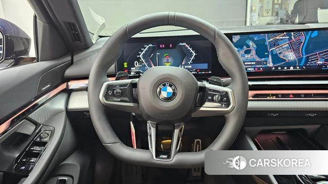 BMW 5 Series (G60) 2025 Синий из Кореи, фото 4