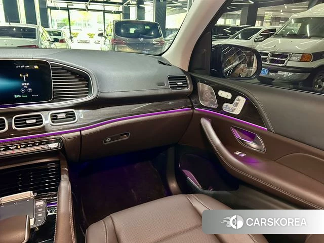 Mercedes-Benz GLS 2023 Черный из Китая, фото 4