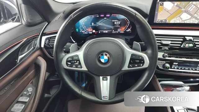 BMW 5 Series (G30) 2021 Черный из Кореи, фото 4