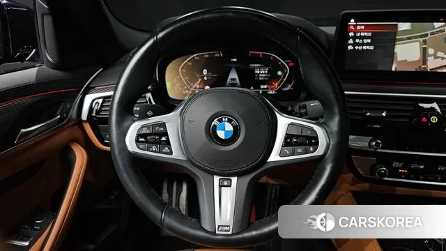 BMW 5 Series (G30) 2022 Черный из Кореи, фото 4