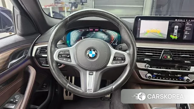 BMW 5 Series (G30) 2021 Черный из Кореи, фото 4