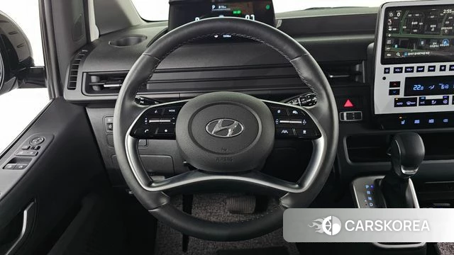 Hyundai Staria 2023 Серебристо-серый из Кореи, фото 4