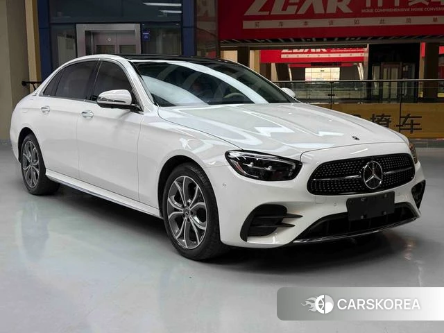 Mercedes-Benz E-class 2023 Белый из Китая, фото 4