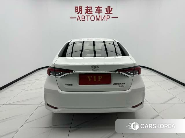 Toyota Corolla 2022 Белый из Китая, фото 4