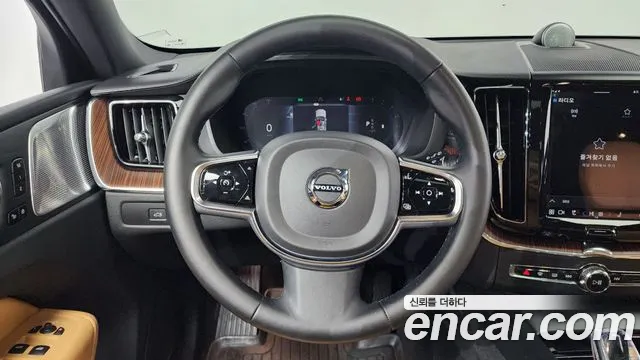 Volvo XC60 second Generation 2023 Черный из Кореи, фото 4