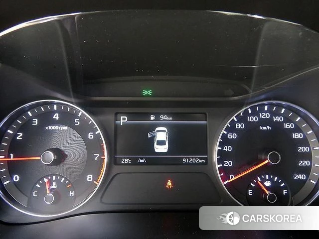 Kia The New K3 2nd generation 2021 Белый из Кореи, фото 4
