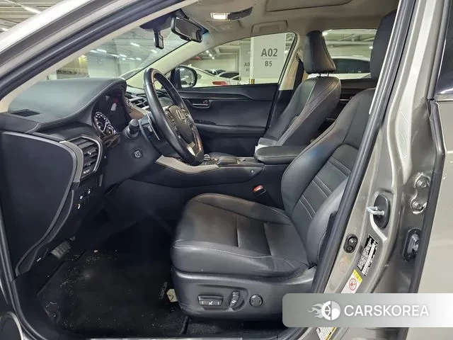 Lexus NX300h 2019 Серый из Кореи, фото 4