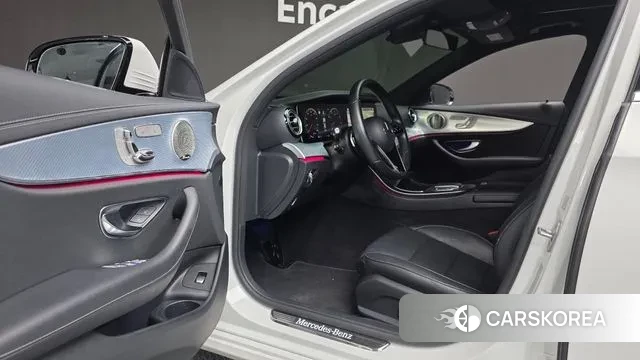 Mercedes-Benz E-Class W213 2021 Белый из Кореи, фото 4