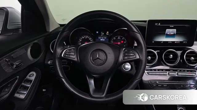 Mercedes-Benz C-Class W205 2018 Серебристо-серый из Кореи, фото 4