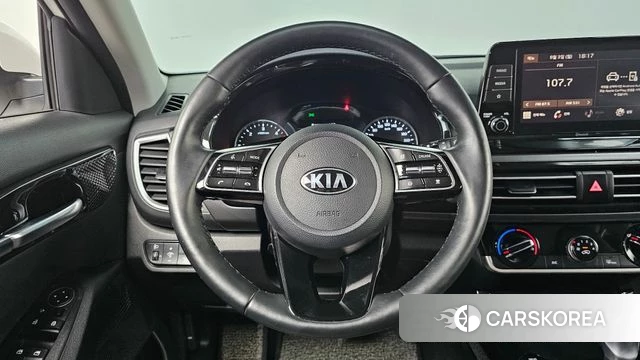 Kia Seltos 2021 Белый из Кореи, фото 4