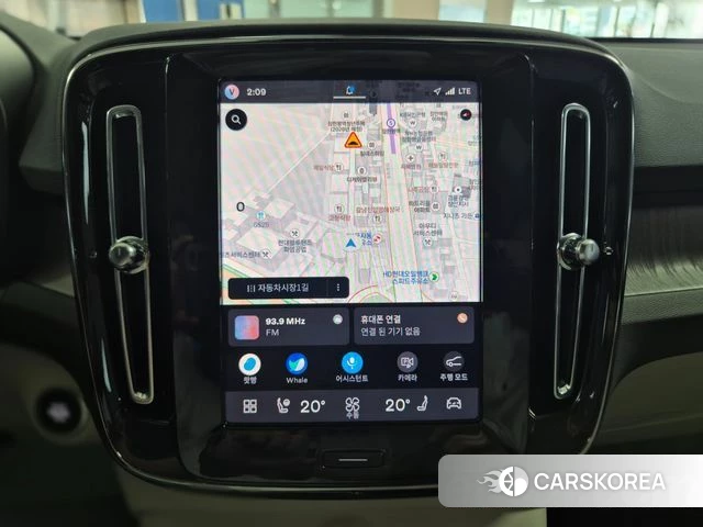 Volvo XC40 2026 Серый из Кореи, фото 4