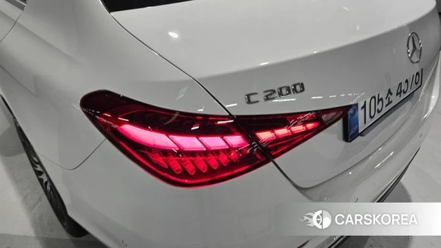 Mercedes-Benz C-Class W206 2026 Белый из Кореи, фото 4