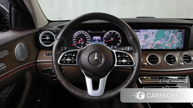 Mercedes-Benz E-Class W213 2019 Черный из Кореи, фото 4