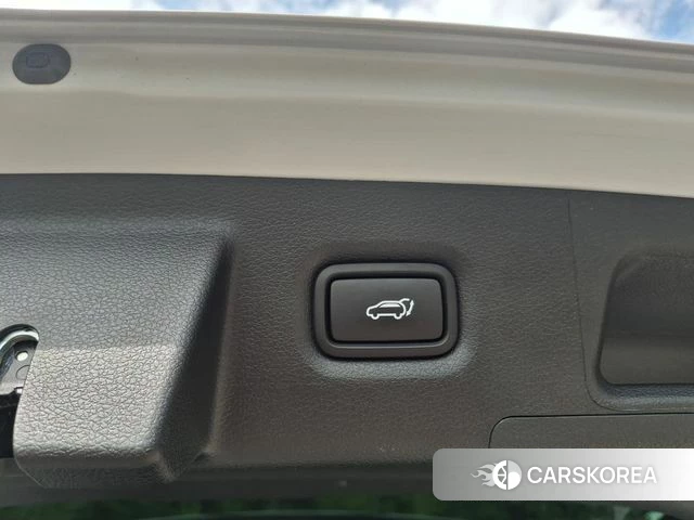 Hyundai The New Santa Fe 2022 Белый из Кореи, фото 4