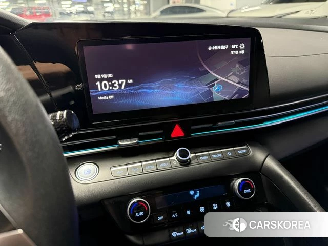 Hyundai The New Avante (CN7) 2023 Белый из Кореи, фото 4