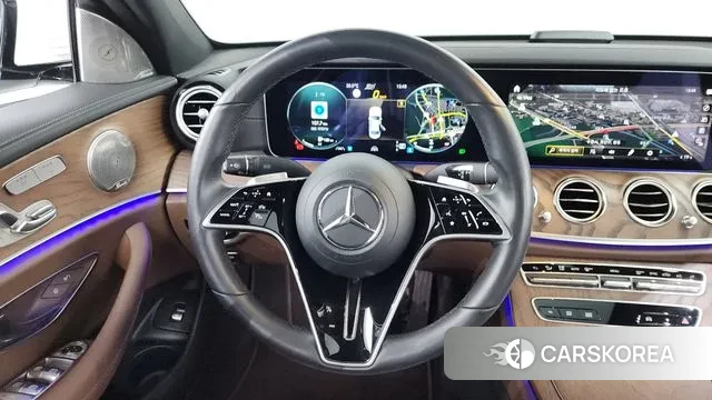 Mercedes-Benz E-Class W213 2023 Белый из Кореи, фото 4