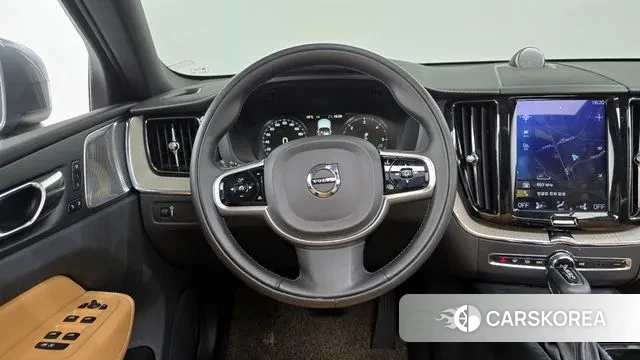 Volvo XC60 second Generation 2019 Серый из Кореи, фото 4