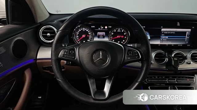 Mercedes-Benz E-Class W213 2018 Белый из Кореи, фото 4