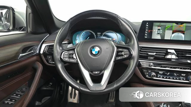 BMW 5 Series (G30) 2018 Серый из Кореи, фото 4