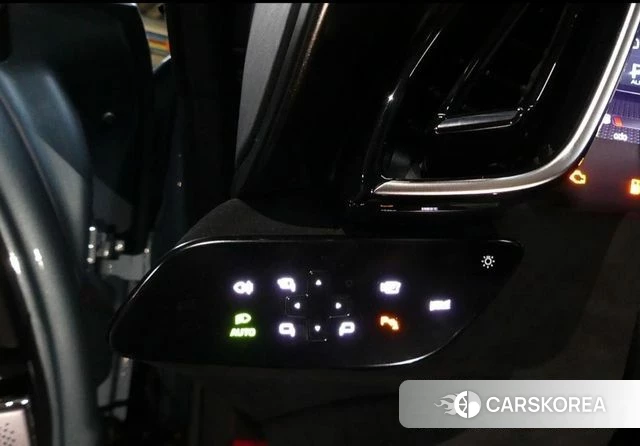 Ferrari Rome 2025 Светло-серебряный цвет из Кореи, фото 4