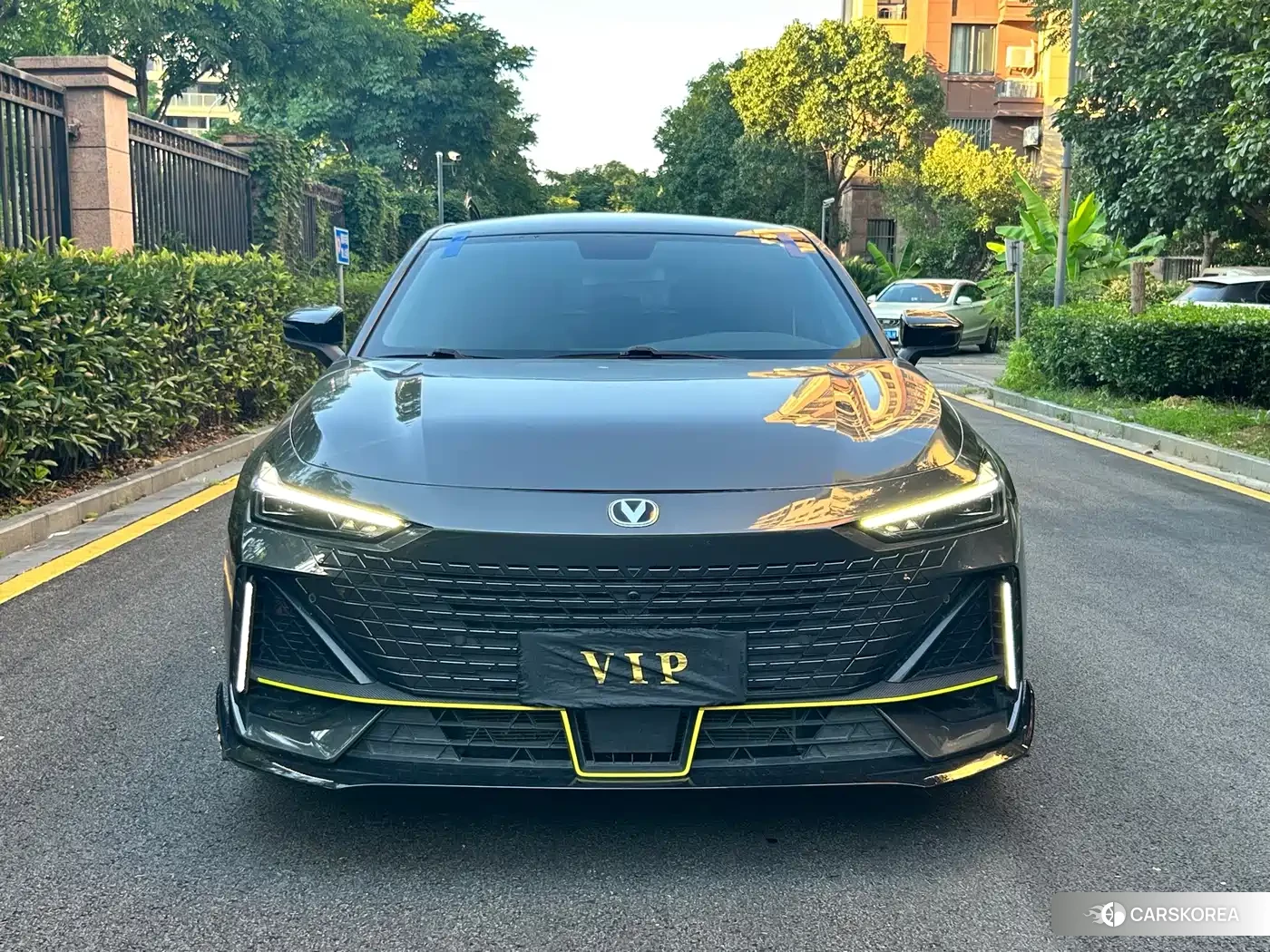 Chang'an UNI-V 2023 Silver/gray из Китая, фото 4