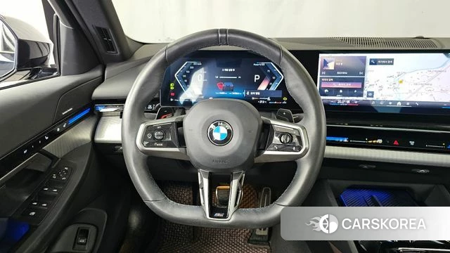 BMW 5 Series (G60) 2024 Черный из Кореи, фото 4