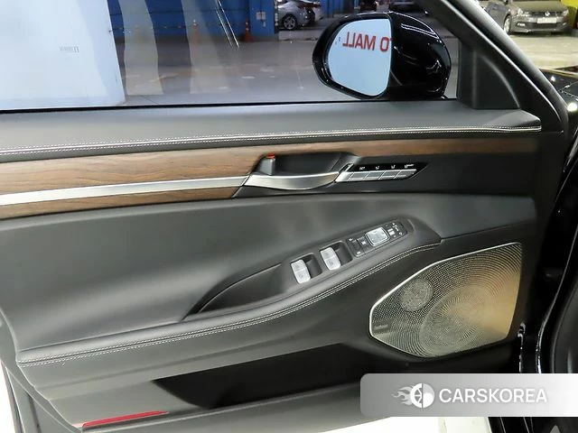 Genesis G90 2019 Черный из Кореи, фото 4