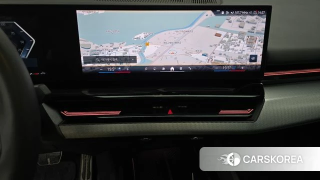 BMW 5 Series (G60) 2024 Черный из Кореи, фото 4