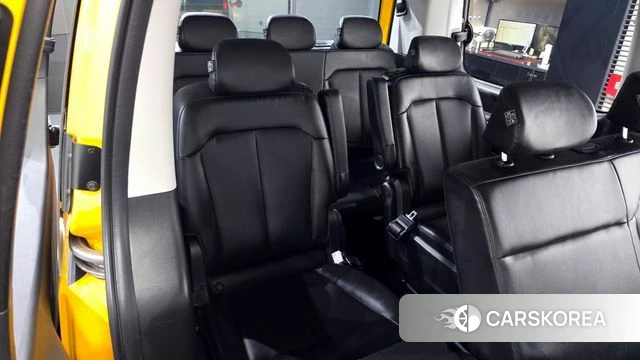 Hyundai Staria 2022 Желтый из Кореи, фото 4