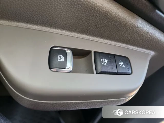 Kia The New Carnival 4th Generation 2024 Белый из Кореи, фото 4