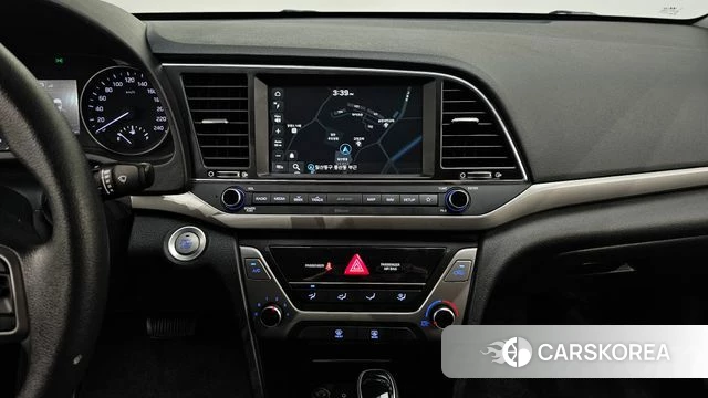 Hyundai Avante AD 2018 Белый из Кореи, фото 4
