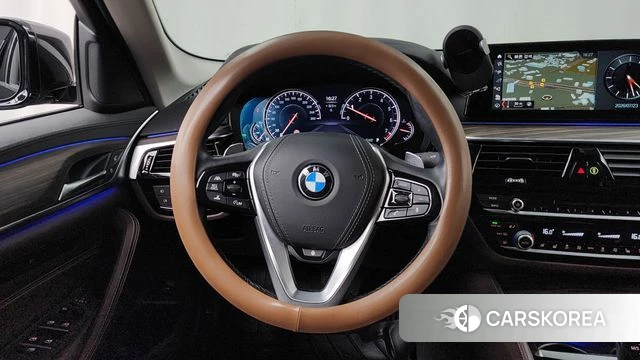 BMW 5 Series (G30) 2018 Черный из Кореи, фото 4