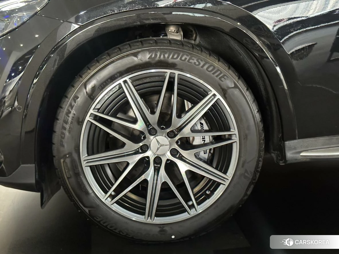 Mercedes-Benz GLC AMG 2024 Темно-серый из Китая, фото 4