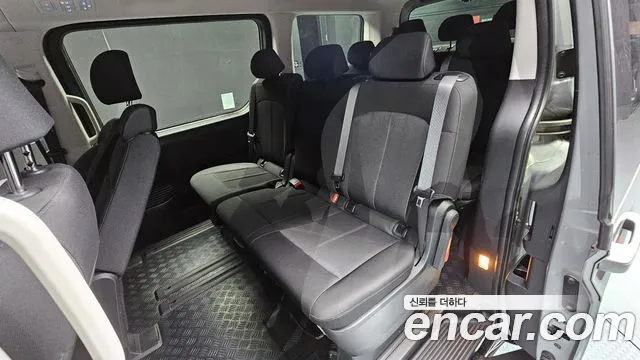 Hyundai Staria 2022 Серебряный из Кореи, фото 4