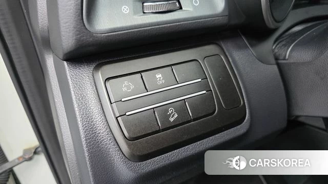 Ssangyong Tivoli Armor 2019 Белый из Кореи, фото 4