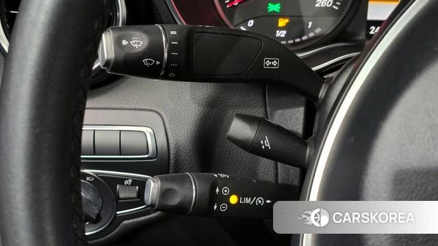Mercedes-Benz C-Class W205 2018 Белый из Кореи, фото 4