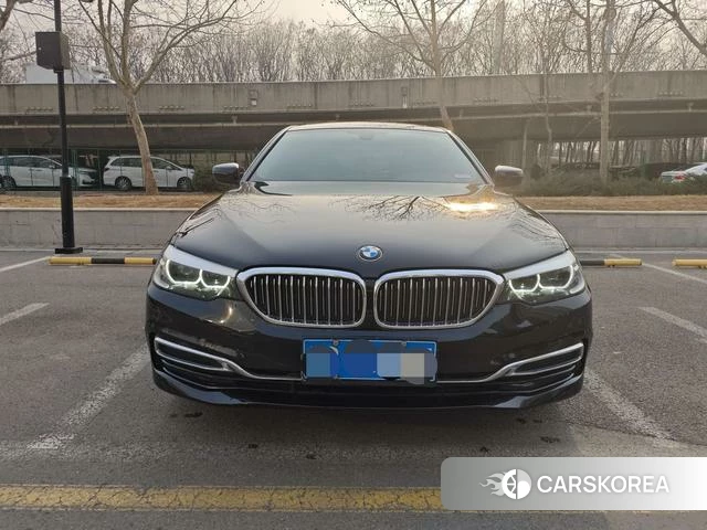 BMW 5 series 2020 Черный из Китая, фото 4