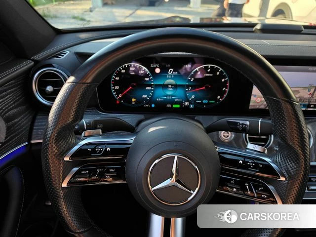 Mercedes-Benz E-Class W213 2022 Черный из Кореи, фото 4