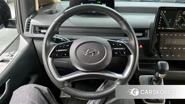 Hyundai Staria 2023 Серый из Кореи, фото 4