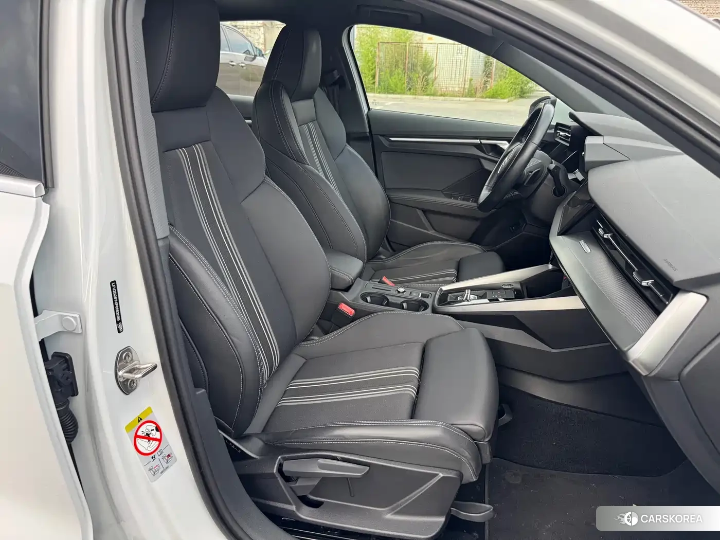 Audi A3 2024 Белый из Китая, фото 4