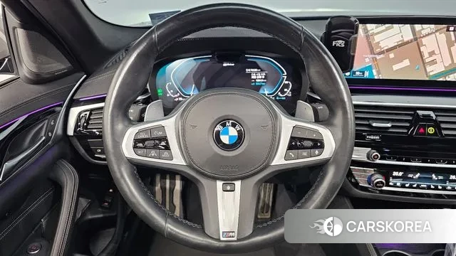 BMW 5 Series (G30) 2021 Серебристо-серый из Кореи, фото 4