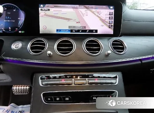 Mercedes-Benz E-Class W213 2021 Белый из Кореи, фото 4