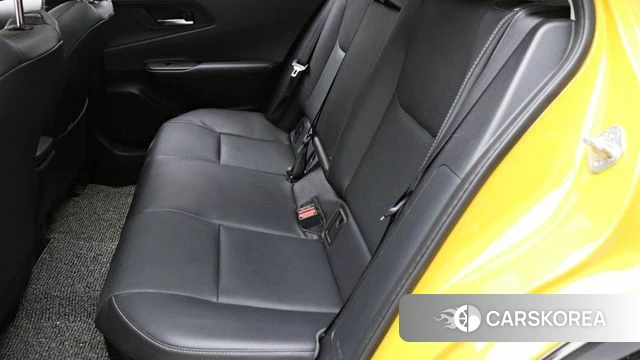 Toyota Prius 5th Generation 2024 Желтый из Кореи, фото 4