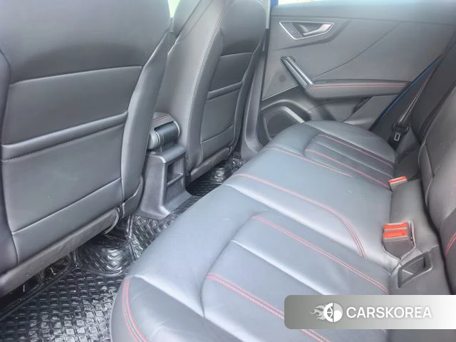 Audi Q2L 2022 Синий из Китая, фото 4
