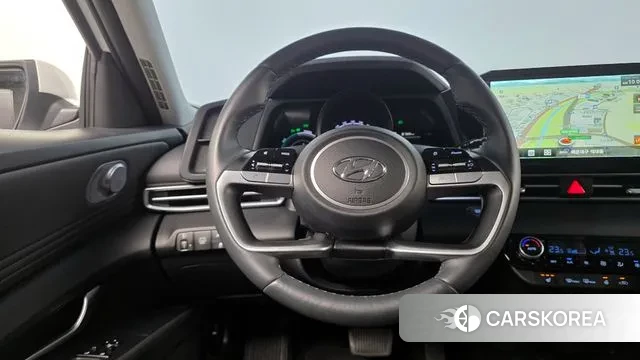 Hyundai Avante Hybrid (CN7) 2023 Белый из Кореи, фото 4