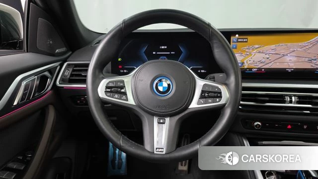 BMW i4 2022 Темно-зеленый из Кореи, фото 4