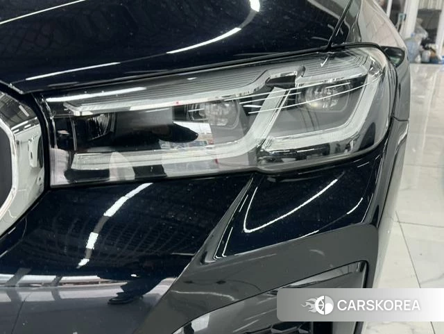 BMW 5 series 2022 Черный из Китая, фото 4