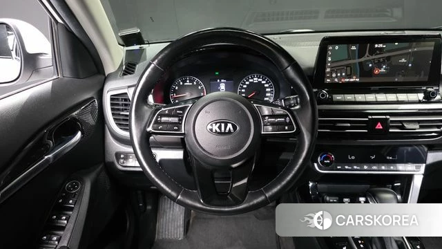 Kia Seltos 2019 Белый из Кореи, фото 4